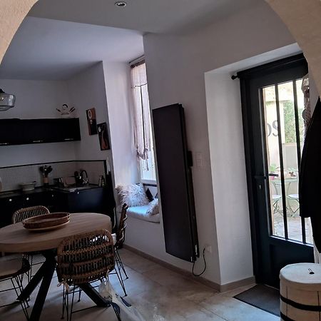 Le Clos Du Rouet Tarascon Exterior foto