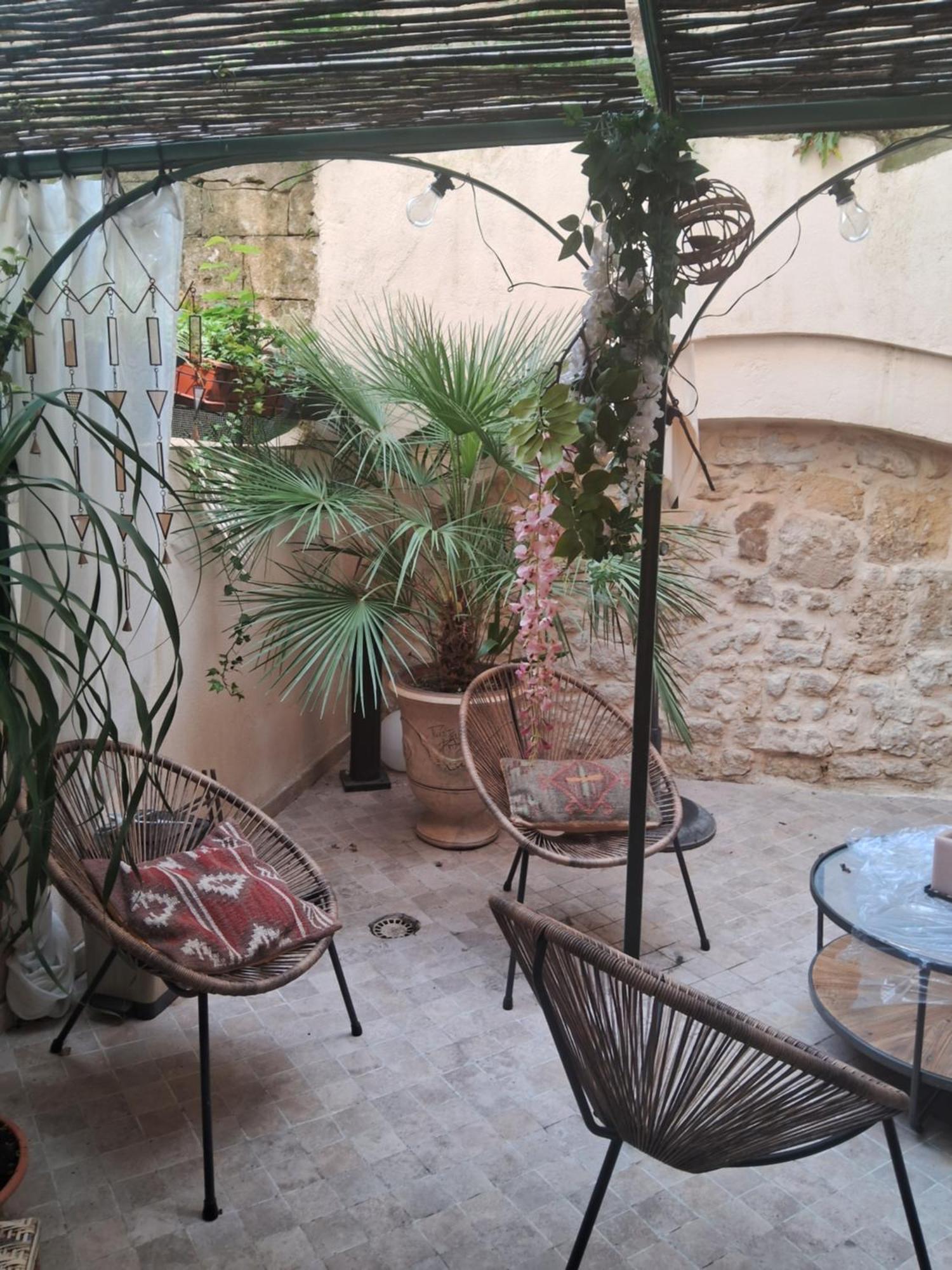 Le Clos Du Rouet Tarascon Exterior foto